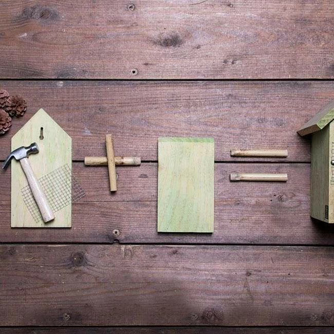 Esschert Design Build-It-Yourself Bird House Kit Post / Pole Mounted Houses 5 Esschert Design Build-It-Yourself Bird House Kit Post / Pole Mounted Houses