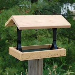 Woodlink Post / Pole Mounted Feeders Fly Thru Platform Bird Feeder