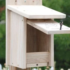 BestNest Seasonal Bluebird House Post / Pole Mounted Houses